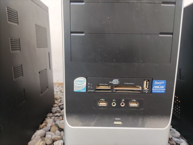 4 PC's - DELL, HP, LG