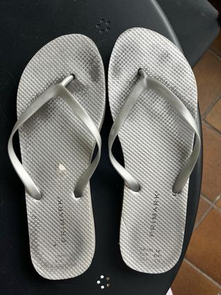 pack manoletinas y chanclas