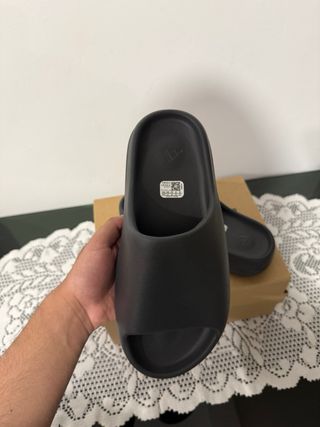Yeezy Slide Onyx