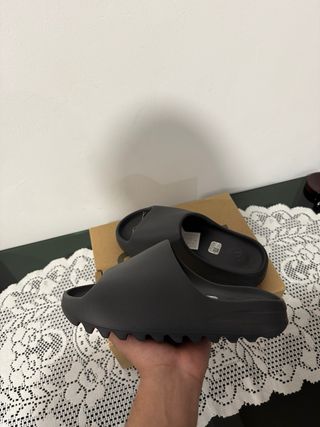 Yeezy Slide Onyx