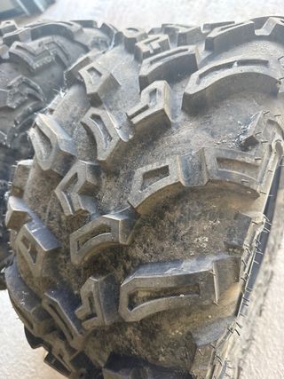 Neumáticos usados quad/buggy 27x11.00-14