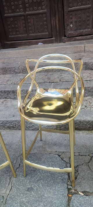 3 Taburetes Kartell Masters dorados