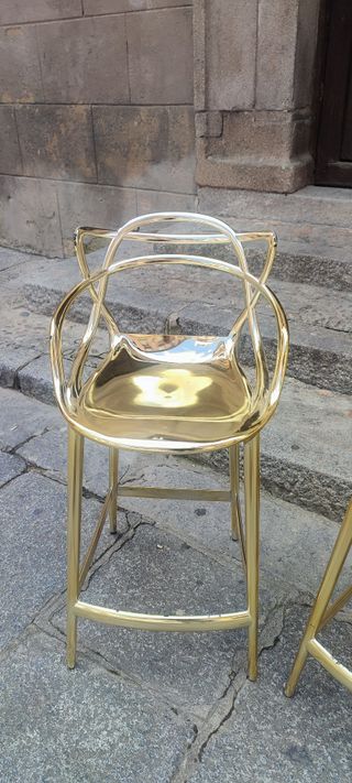 3 Taburetes Kartell Masters dorados