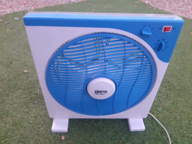 Ventilador mesa - Azul y Gris