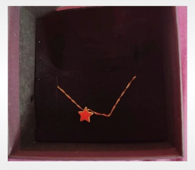Collana stella oro