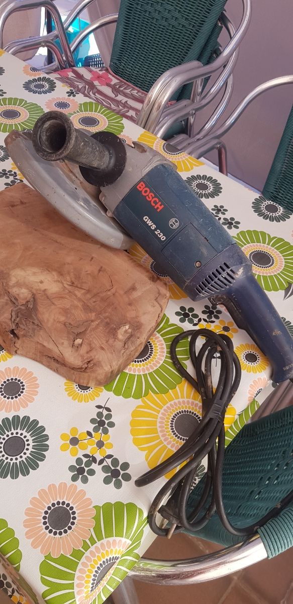 Amoladora Bosch GWS 230