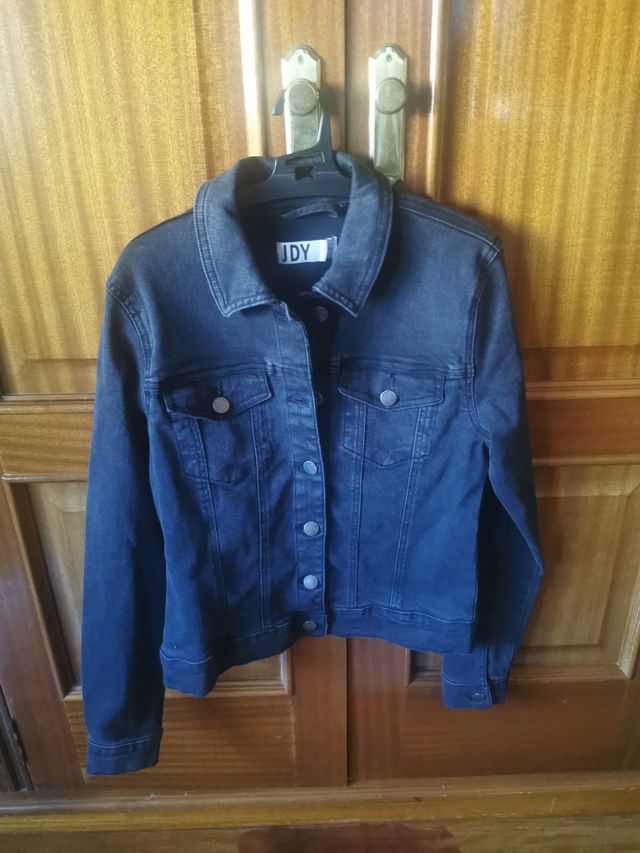 Cazadora vaquera negra JDY