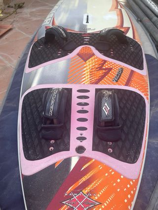 Tabla Windsurf Naish 116L - Freeride + funda!!!