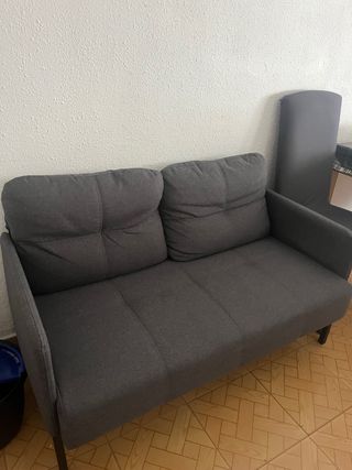 Sofá 2 plazas gris - Como nuevo