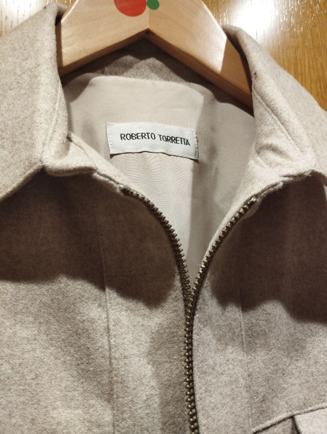 REBAJADA Chaqueta beige Roberto Torretta