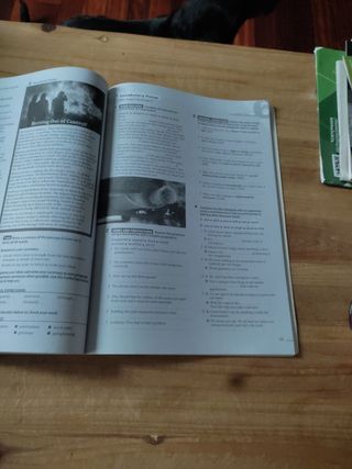 ADVANTAGE 2º bachillerato Workbook.