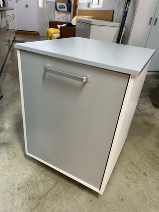 Mueble almacenaje con ruedas - Gris y Blanco