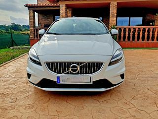 Volvo V40 2019