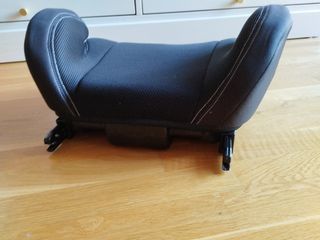 Silla elevadora para coche Play Threefix 