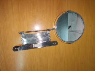 Espejo de tocador plegable metálico