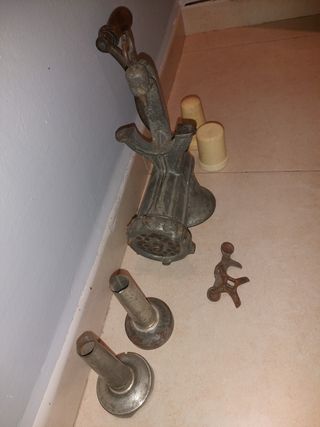 Picadora carne antigua Elma