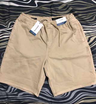 Pantalones cortos nuevos