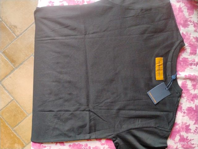 T-shirt Louis Vuitton coniglio