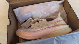 Zapatillas Adidas Ultraboost 5 Talla 38 Nuevas