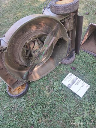 Cortacésped John Deere 14 SB