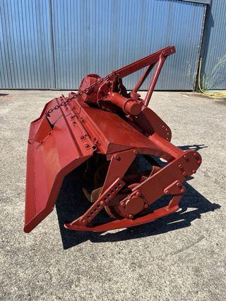Rotovator Howard - Cultivador