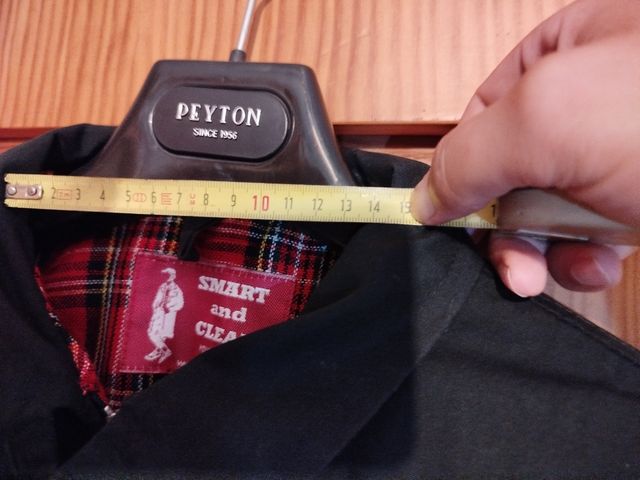 Chaqueta Smart and Clean, tipo Brandit