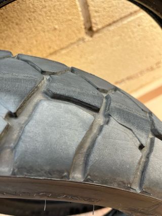 Neumáticos moto usados