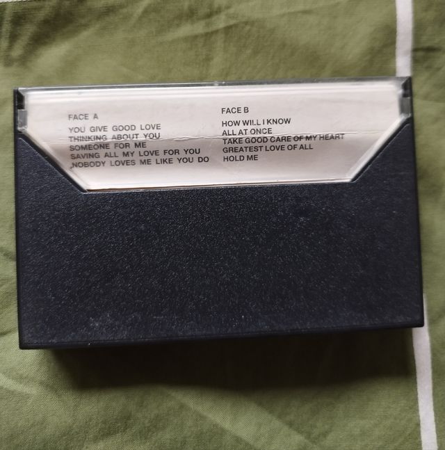 Whitney Houston - Cassette - 1° album