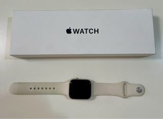 Apple Watch SE 2024 GPS 40mm Beige