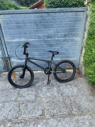 BMX Btwin Wipe 520 negra