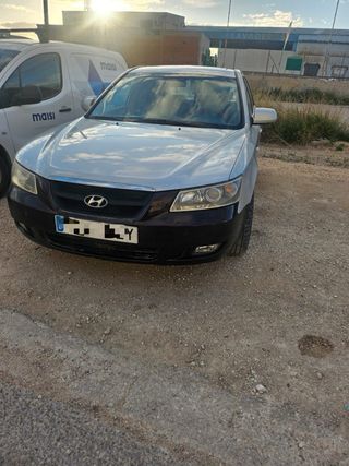 se vende lote 2 coches caja dañada