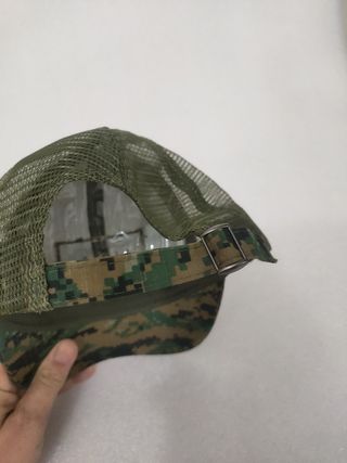 Gorra camuflaje USA con pin USA