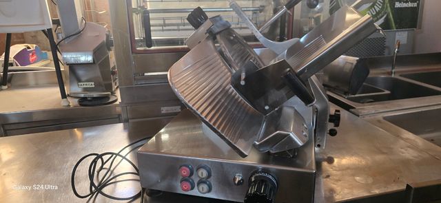 Cortafiambres BRAHER MA.350 Automático