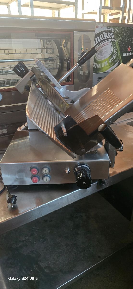 Cortafiambres BRAHER MA.350 Automático