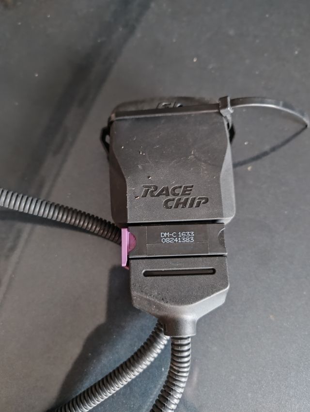 RaceChip S.  DM-C 1633 cómo nuevo sólo usado 1 mes