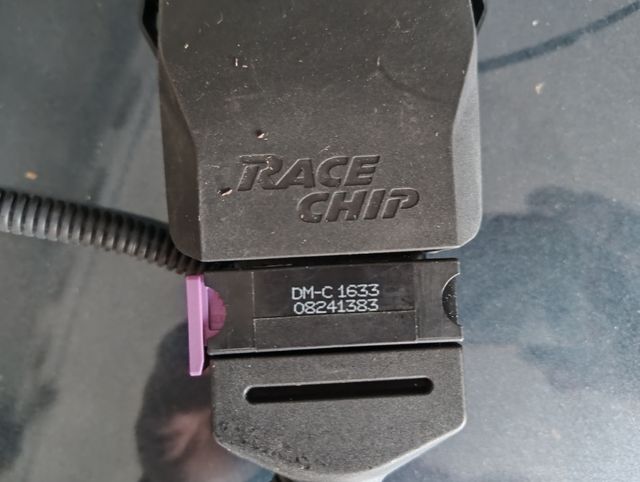 RaceChip S.  DM-C 1633 cómo nuevo sólo usado 1 mes