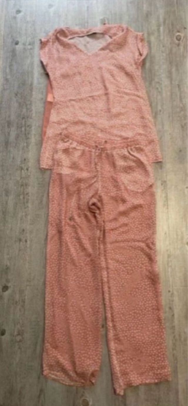 Conjunto seda rosa - Pantalón y camisa