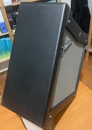 FENDER Mustang II Amplificatore chitarra 40watt