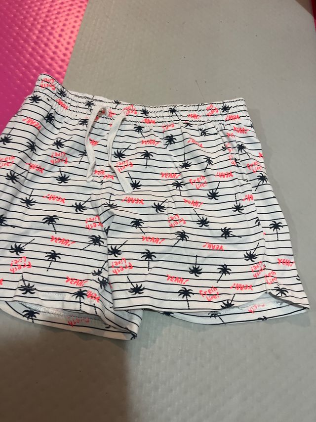 Shorts estivi a righe