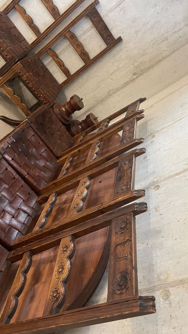 Juego de sillas de madera - 4 sillas