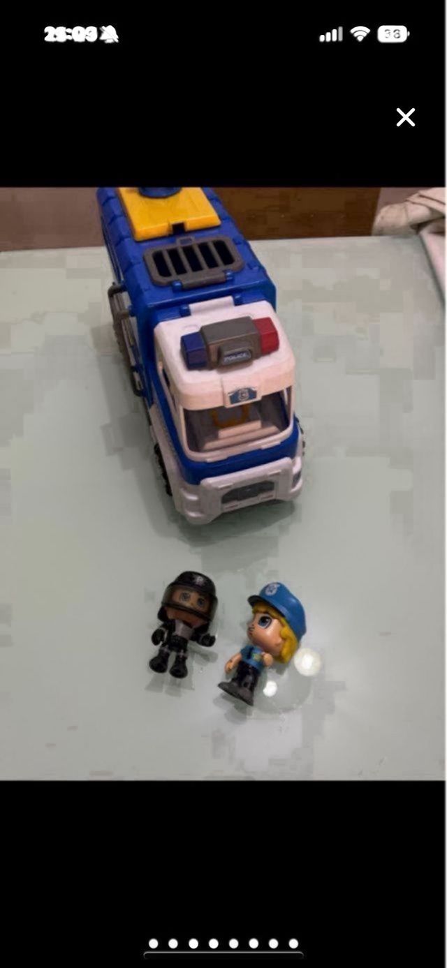 Furgón policía Pinypon