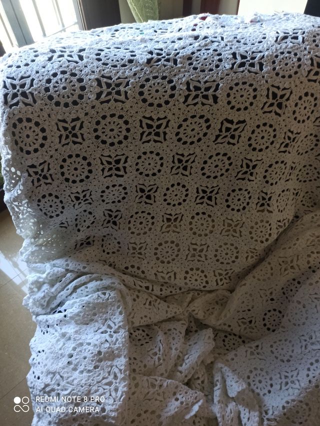 Colcha crochet/ganchillo de algodón blanco  150cm