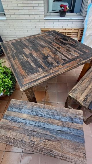 Mesa + 2 bancos madera tropical 
Nueva