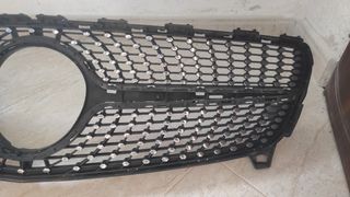 Parrilla Mercedes A200.
Año 2017.