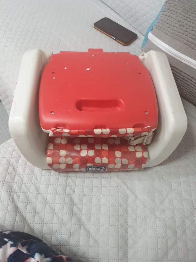 Cadeira elevatória Marca Chicco