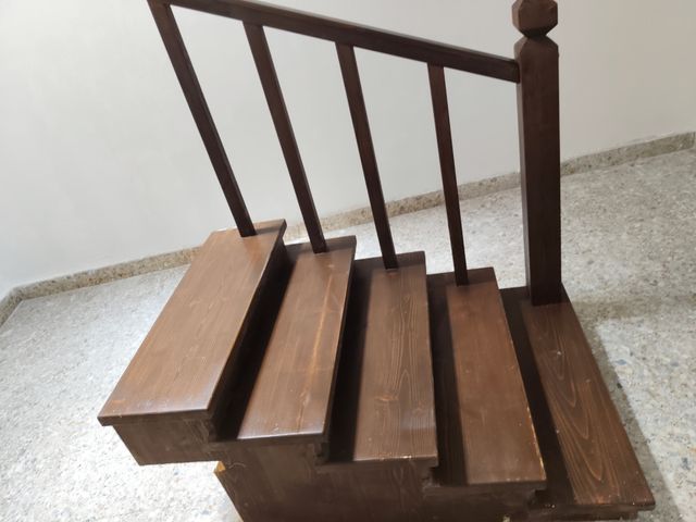 Escalera madera 5 peldaños ** urge venta **