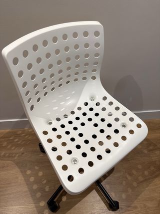 Silla giratoria Ikea blanca