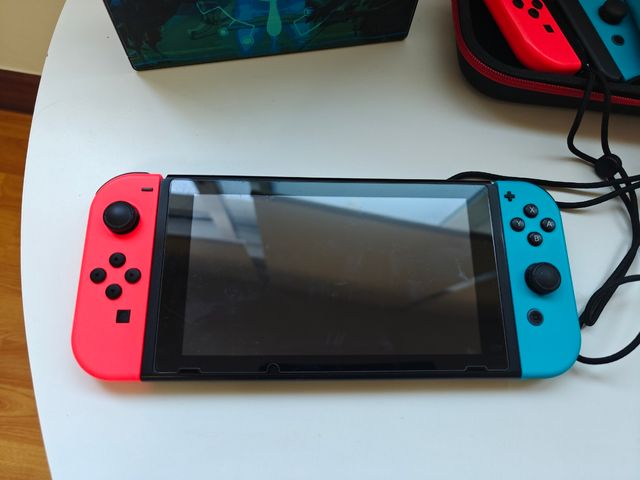 Nintendo Switch + Accesorios