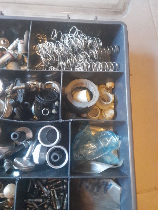 Gran variedad de Piezas carburador Amal, arreche