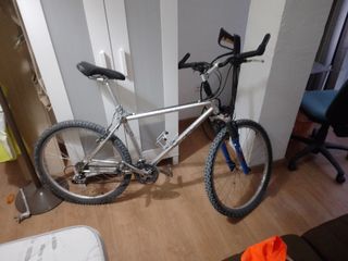 Bicicleta de montaña Scott MTB